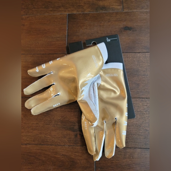 Nike Jordan Vapor Knit 4.0 Metallic Football Receiver Gloves White Gold Size L - Picture 4 of 4
